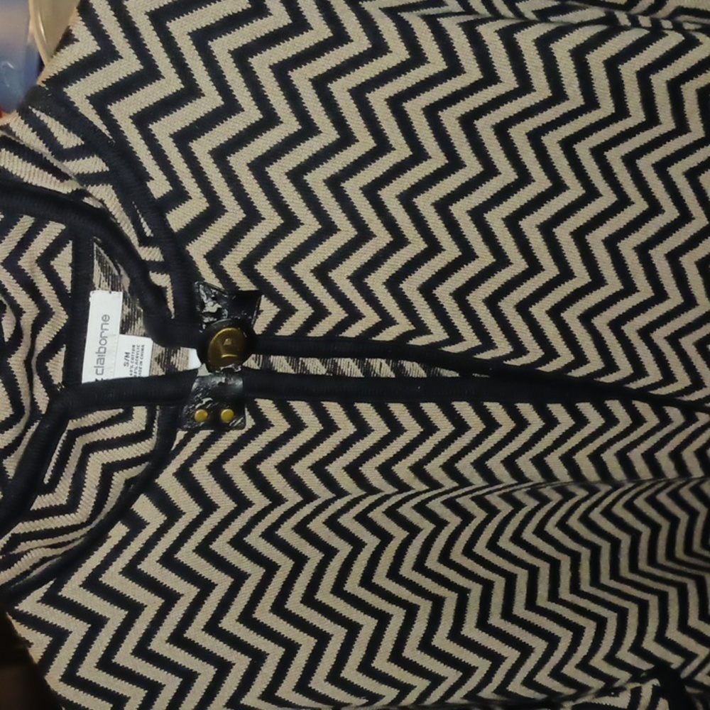 Liz Claiborne cloak tan and black size small